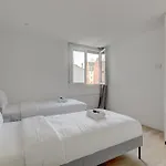 Sublim And New Apartment In Buttes-Chaumont